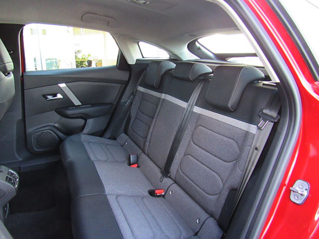 Citroën C4 Plus PureTech AT8 LED-Licht Navi R-Kamera Sit