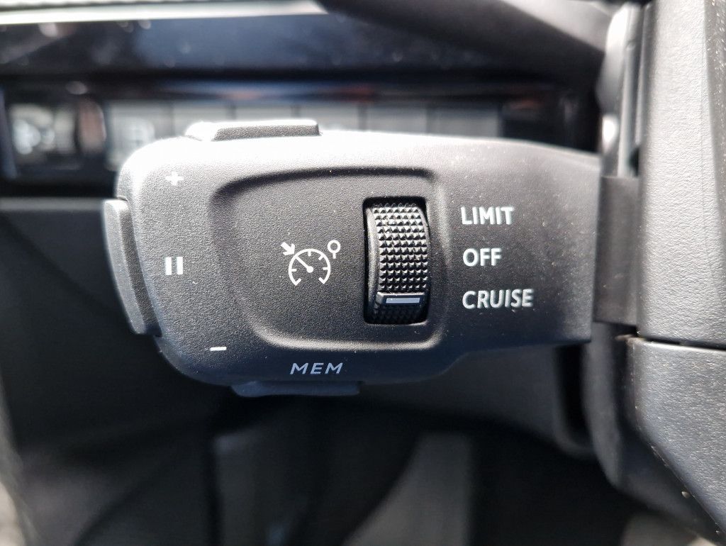 Peugeot 508 SW PHEV 225 e-AT Allure LED Navi Kamera AHK