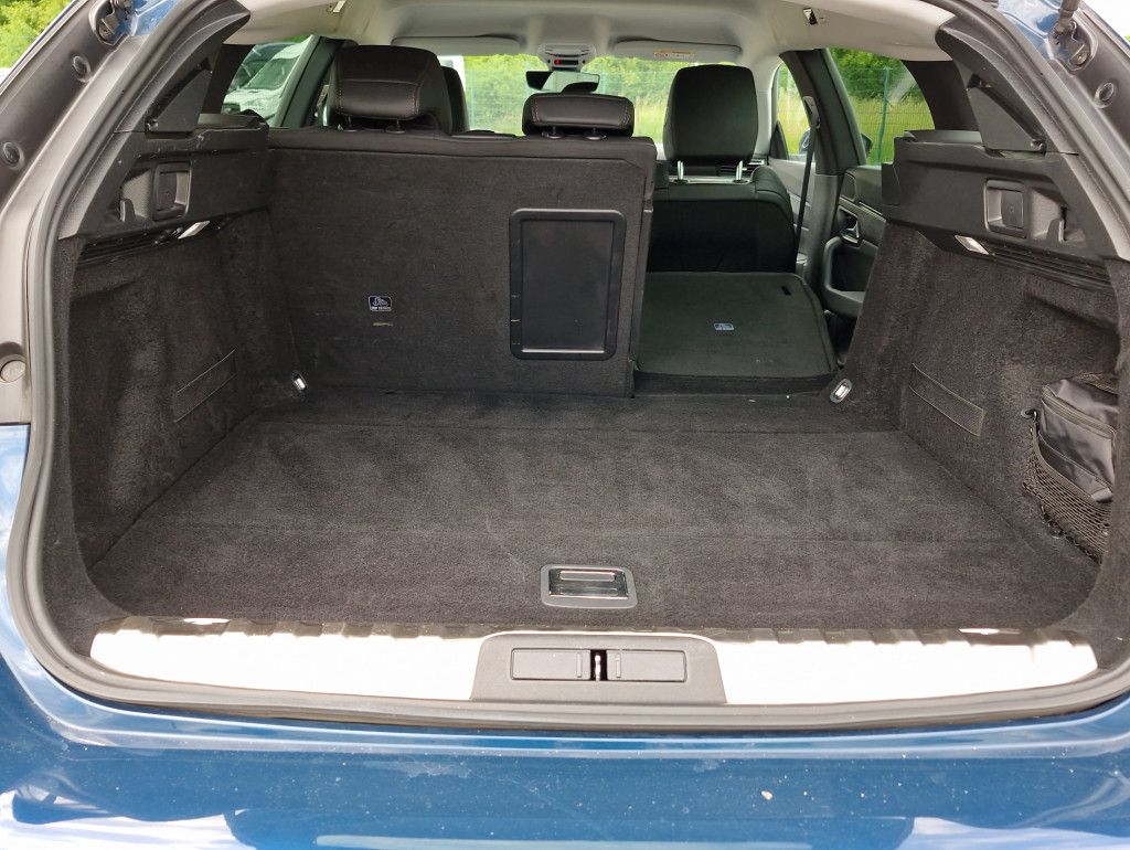Peugeot 508 SW PHEV 225 e-AT Allure LED Navi Kamera AHK