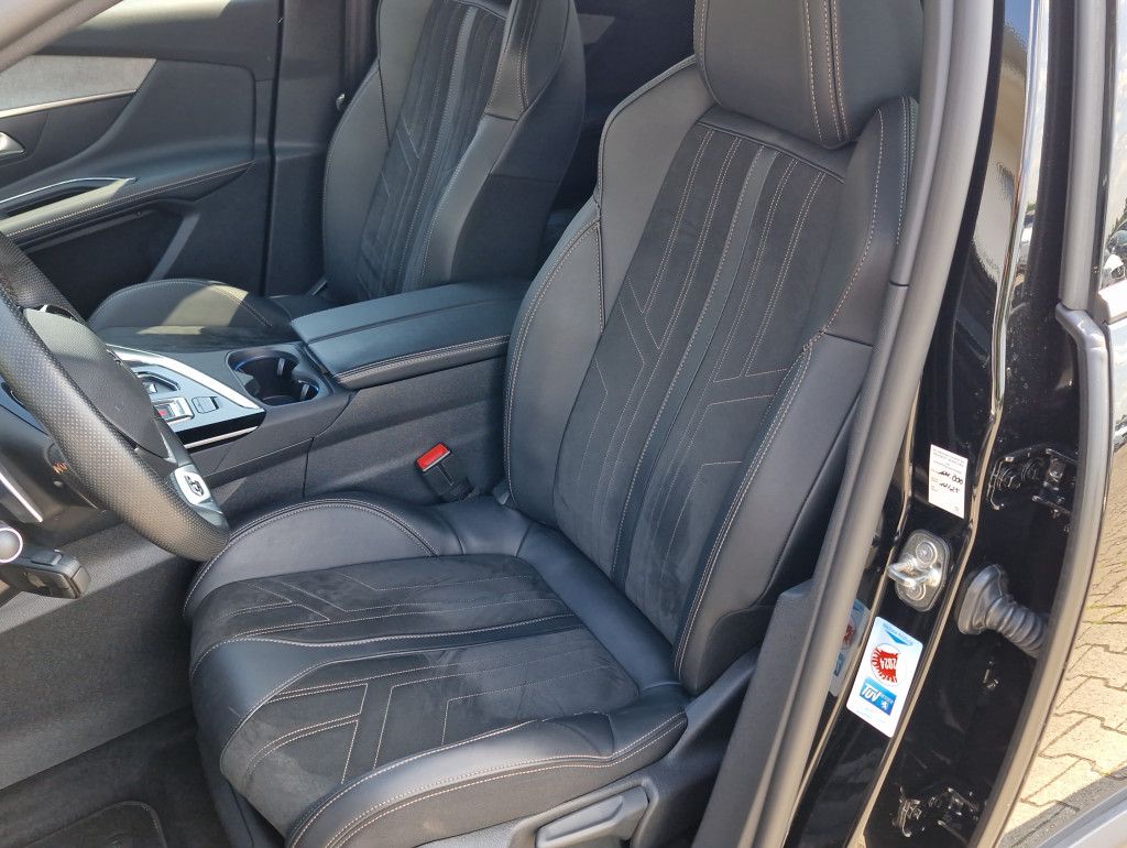 Peugeot 3008 PHEV 300 e-AT GT LED Navi Pano AHK Kamera S