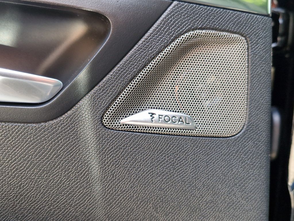 Peugeot 3008 PHEV 300 e-AT GT LED Navi Pano AHK Kamera S