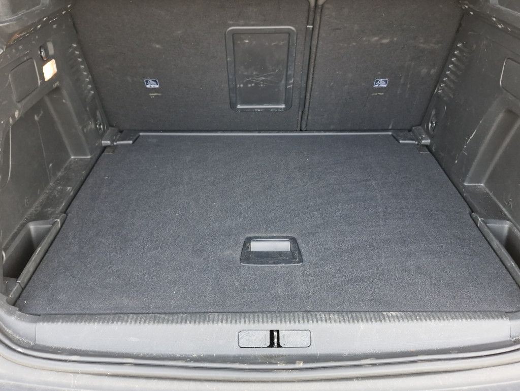 Peugeot 3008 PureTech 130 Allure AT LED Navi Kamera 360