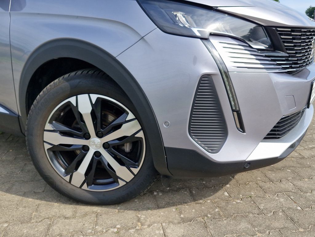 Peugeot 3008 PureTech 130 Allure AT LED Navi Kamera 360