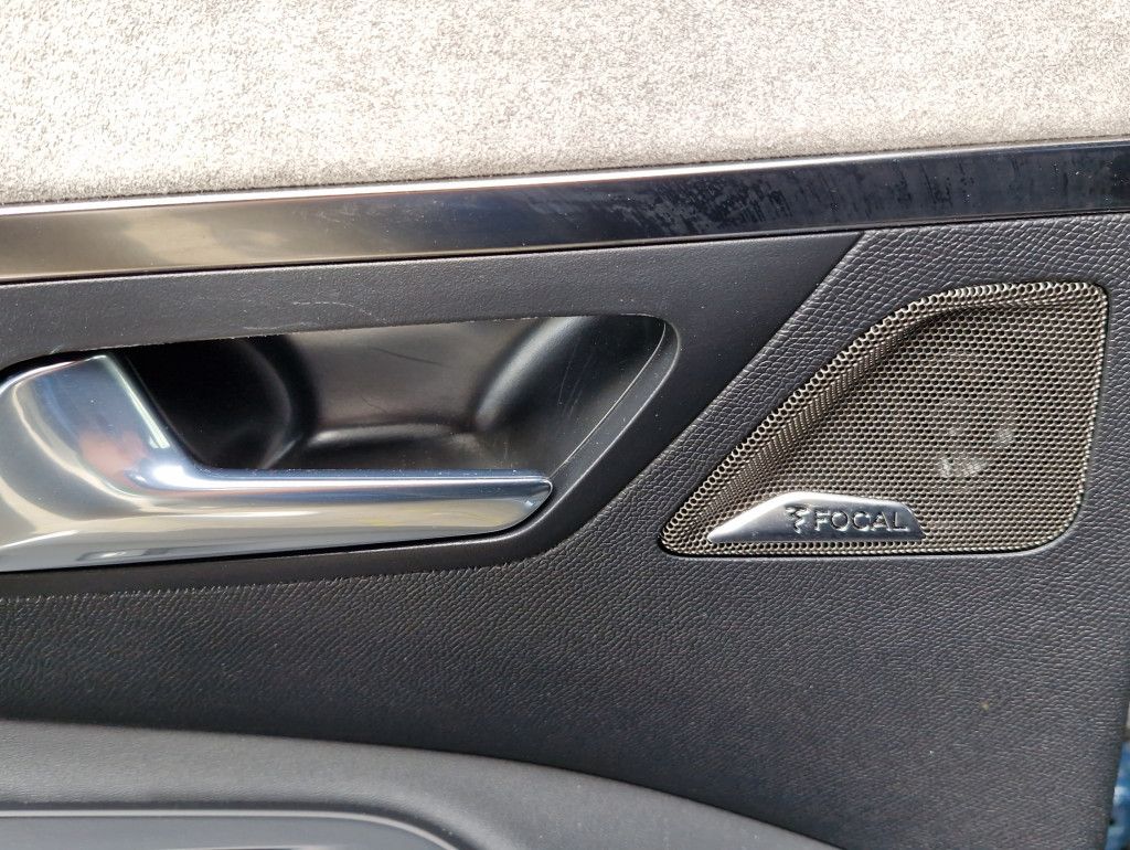 Peugeot 3008 PureTech 130 GT AT LED Navi Kamera360 SHZ S