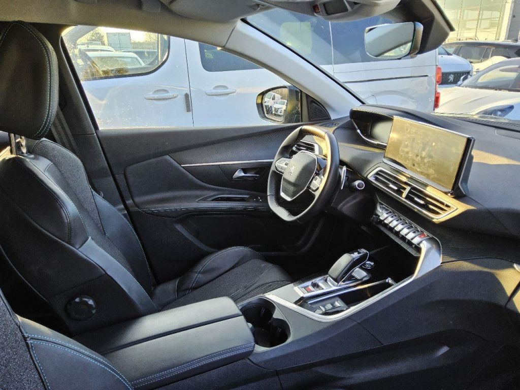 Peugeot 3008 PHEV 225 e-AT Allure LED Navi SHZ Kamera Ke