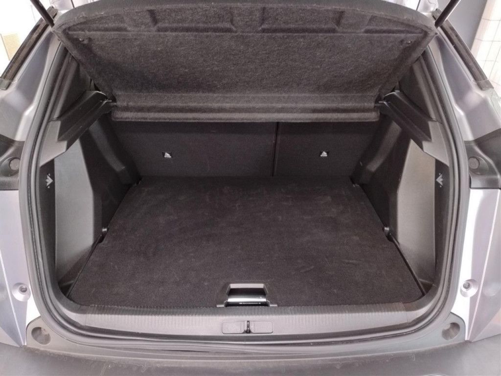 Peugeot 2008 PureTech 130 Allure AT LED Navi Kamera 360
