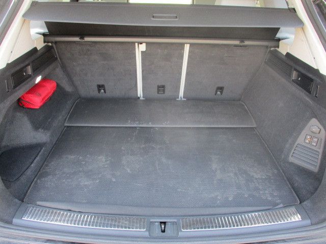 Volkswagen Touareg 3.0 TDI AT 4Motion Elegance AHK ACC SHZ