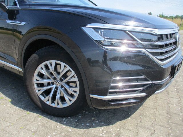 Volkswagen Touareg 3.0 TDI AT 4Motion Elegance AHK ACC SHZ