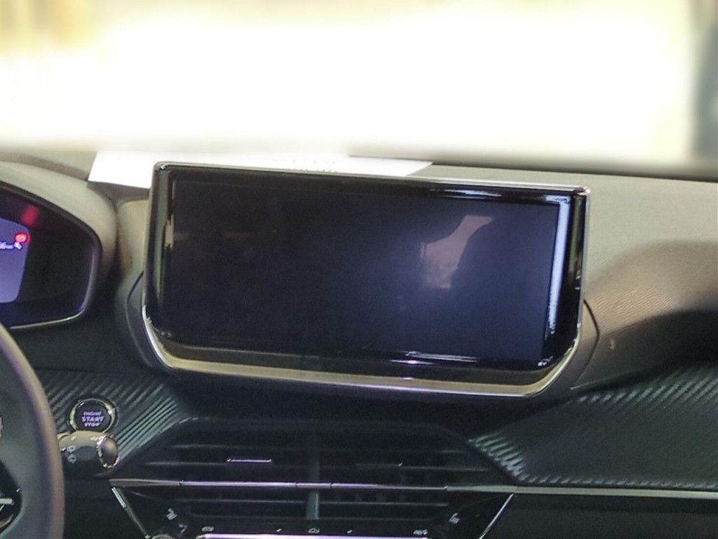 Peugeot 2008 PureTech 130 Allure AT LED Navi Kamera 360