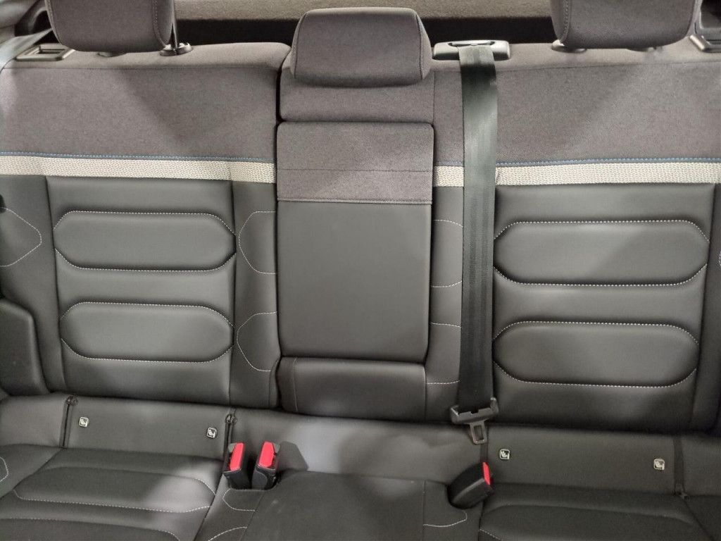 Citroën C4 PureTech 130 Max AT LED Navi Kamera 360 HeadU