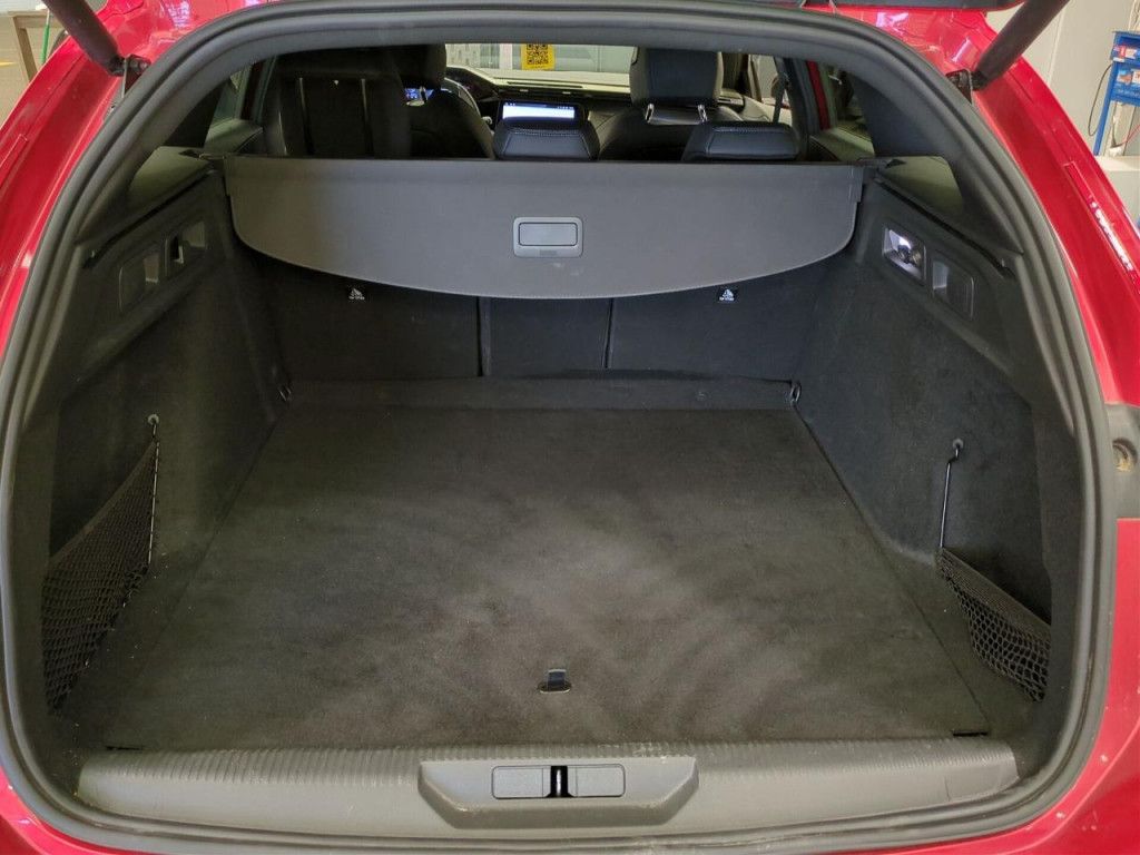 Peugeot 308 SW PureTech GT AT LED Navi Kamera SHZ PDC AC