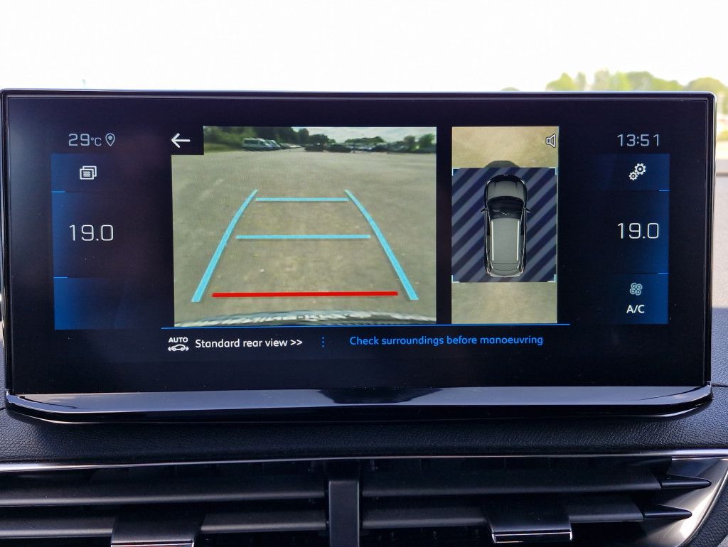 Peugeot 3008 Hybrid 145 e -DSC GT LED Navi Kamera 360 SH