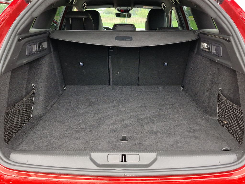 Peugeot 308 SW PHEV 225 e-AT GT LED Navi Kamera Sound Ke