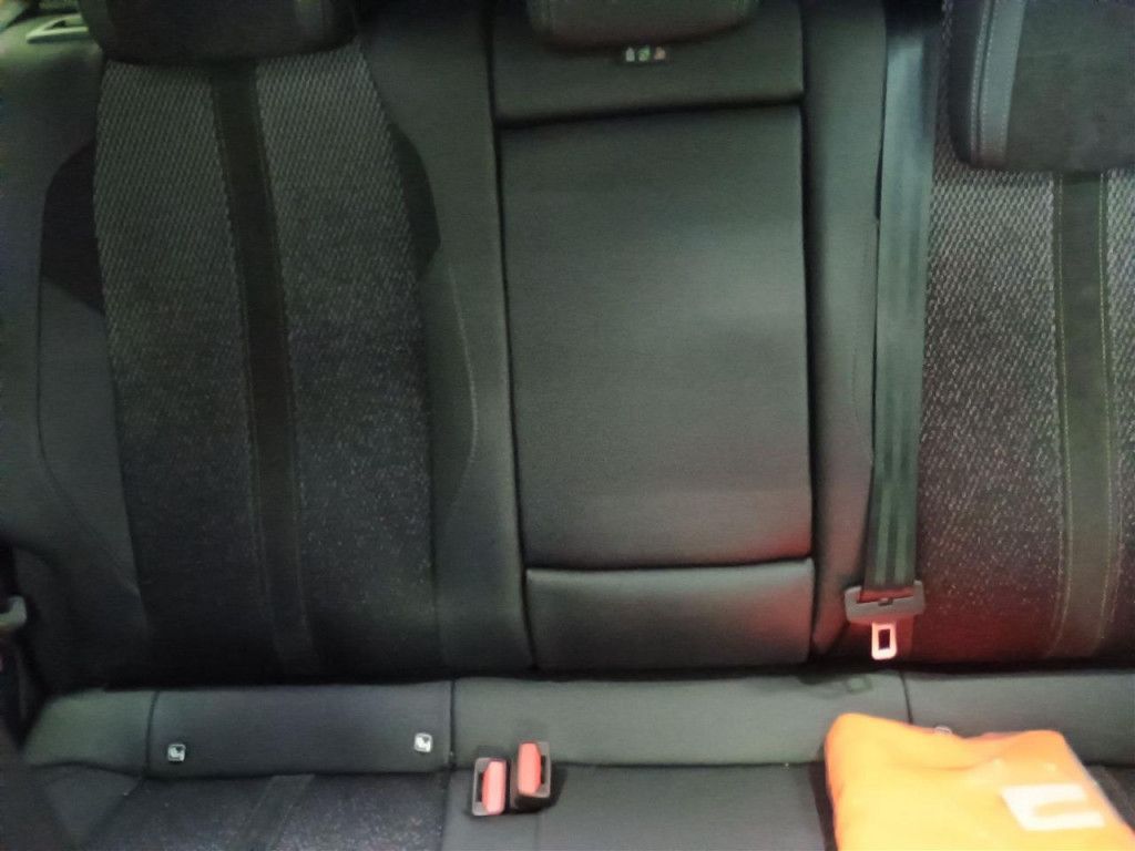 Peugeot 308 SW PureTech 130 GT AT LED Navi Kamera PDC To