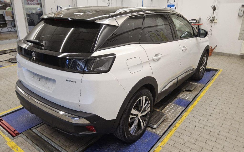 Peugeot 3008 PHEV 225 e- AT Roadtrip LED Navi Kamera PDC
