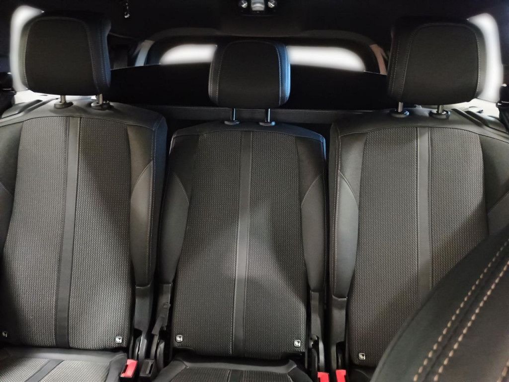 Peugeot 5008 BlueHDi 130 GT AT LED Navi Kamera SHZ ACC 7