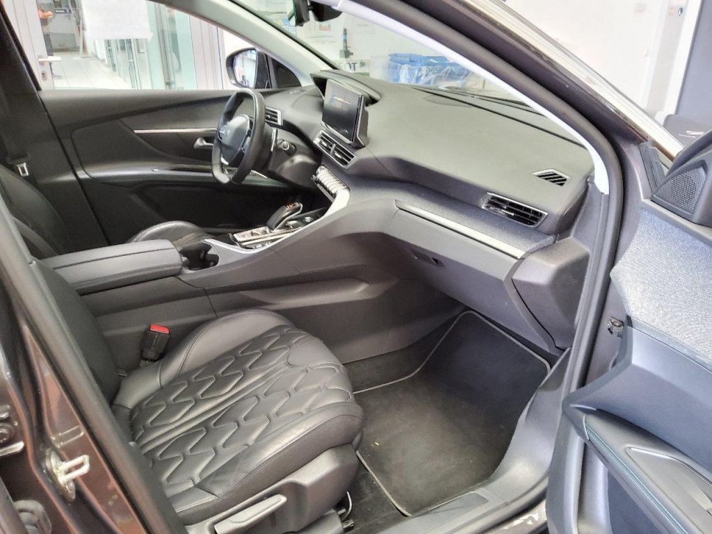 Peugeot 3008 PHEV 225 e- AT Allure LED Navi Leder AHK Ka