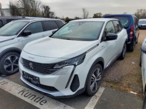 Peugeot 3008 PHEV 225 e- AT Allure LED Navi SHZ Kamera K