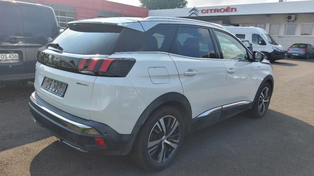 Peugeot 3008 PHEV 300 e- AT GT Pano Alcantara LED Navi S