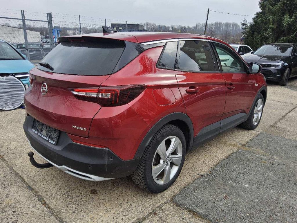 Opel Grandland X 1.6 PHEV Elegance AT LED Navi SHZ Ka