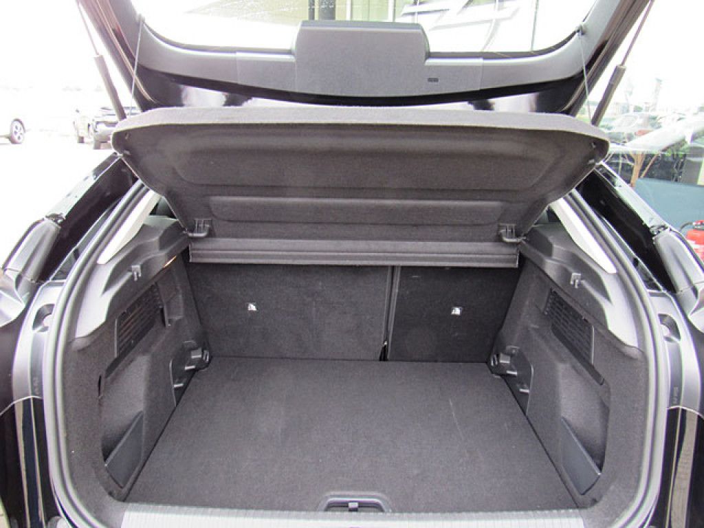 Citroën C4 Plus PureTech AT8 LED-Licht R-Kamera Multimed