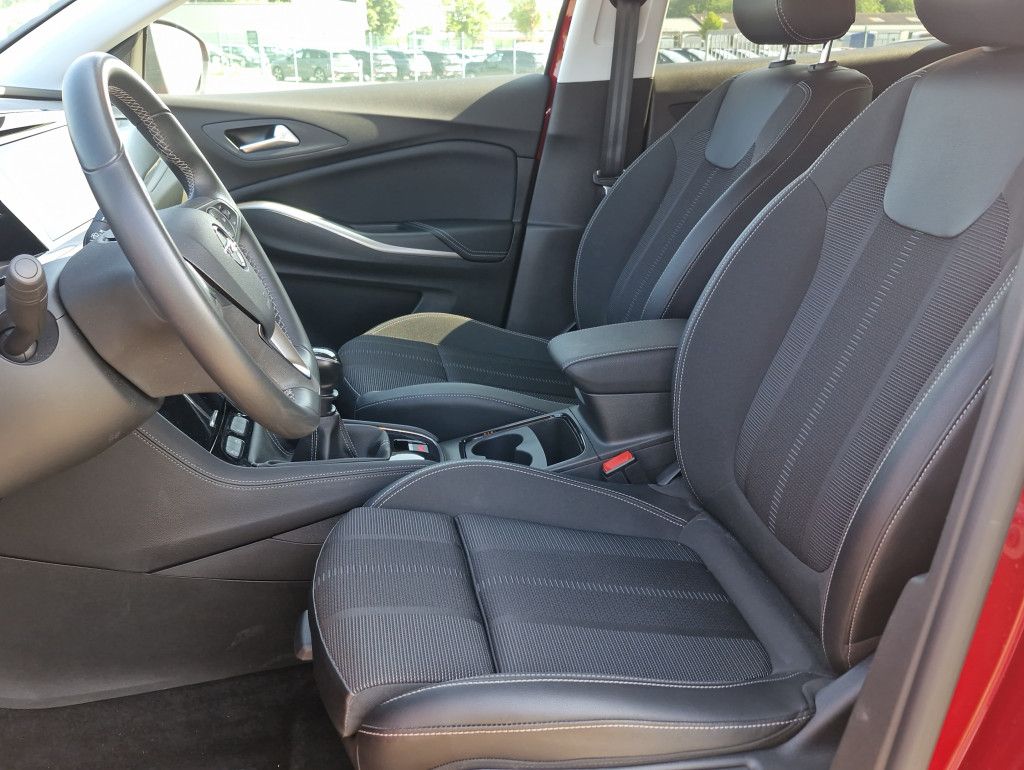 Opel Grandland 1.2 Turbo Elegance LED AGR Kamera Tote