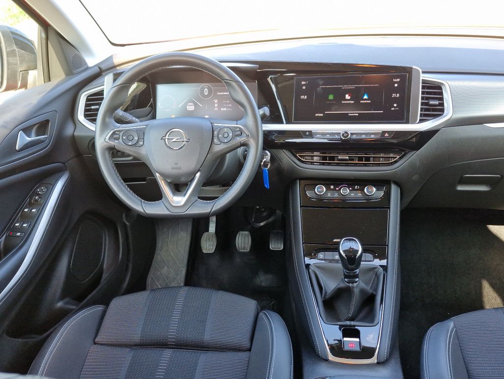 Opel Grandland 1.2 Turbo Elegance LED AGR Kamera Tote