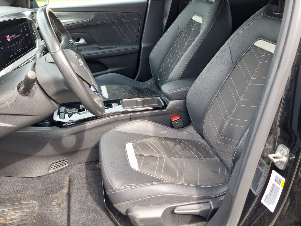 Opel Mokka-e Ultimate AT Alcantara Navi SHZ LED Kamer