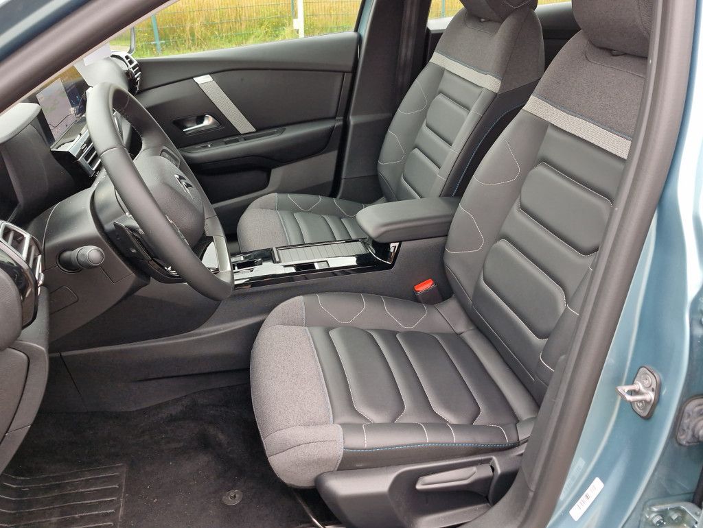 Citroën C4 PureTech 130 Plus AT LED Navi Kamera SHZ Keyl