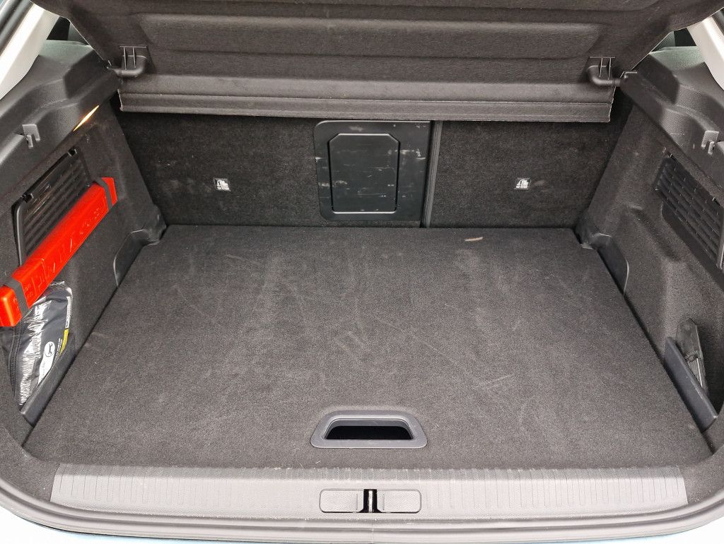 Citroën C4 PureTech 130 Plus AT LED Navi Kamera SHZ Keyl