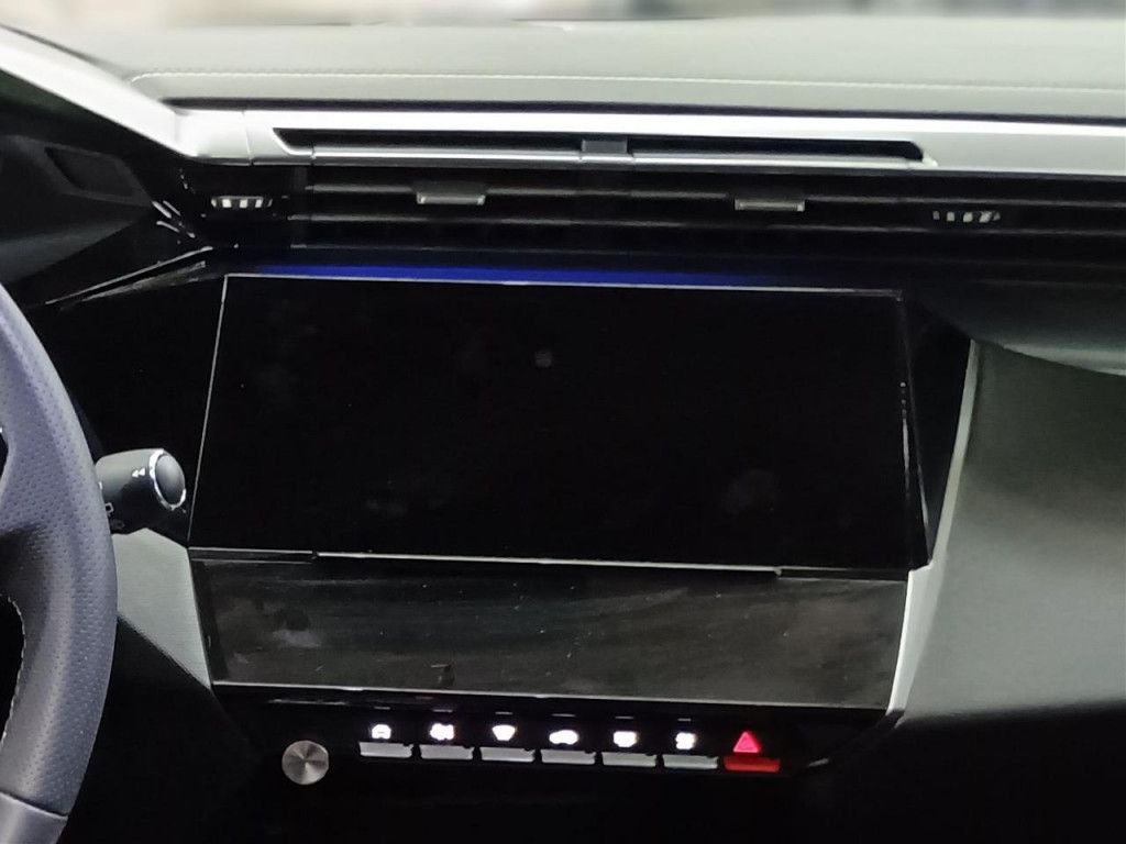 Peugeot 308 SW PureTech 130 GT AT LED Navi Kamera PDC To