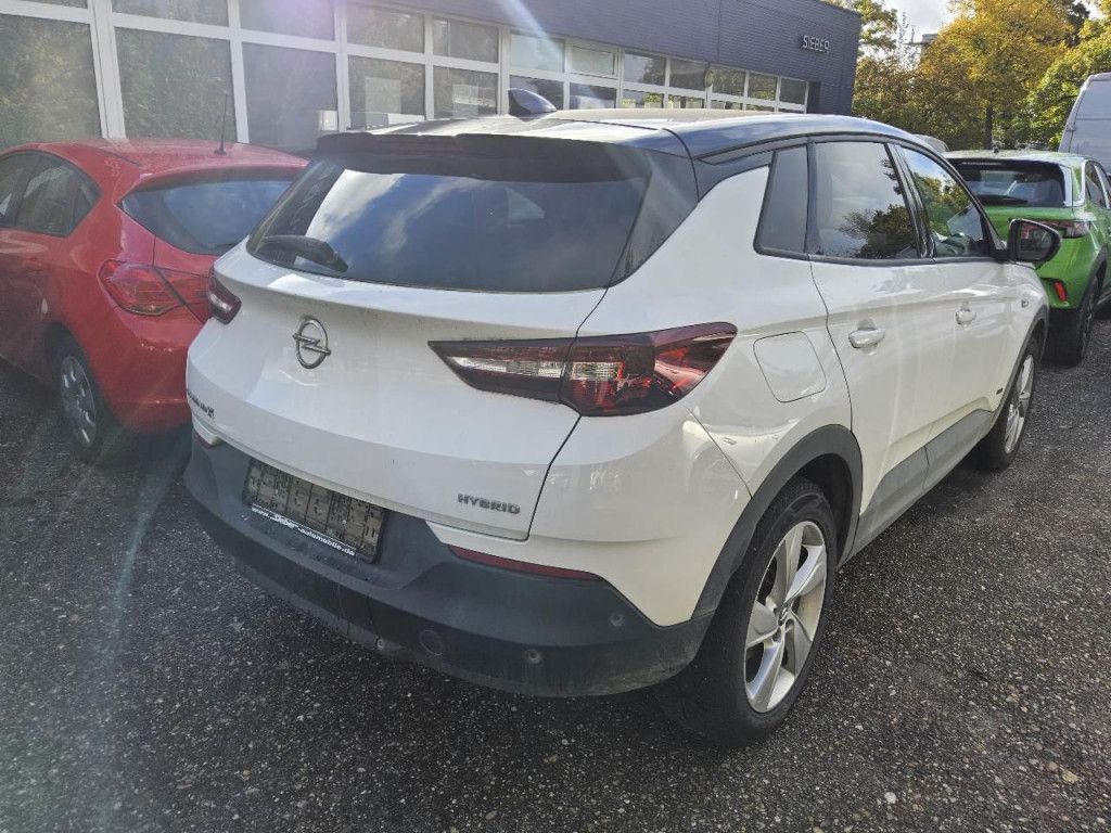 Opel Grandland X 1.6 PHEV Edition AT LED Navi Kamera