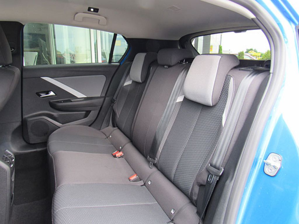 Opel Astra L 1.2 Turbo Business AT8 FullLED AHK NAVI