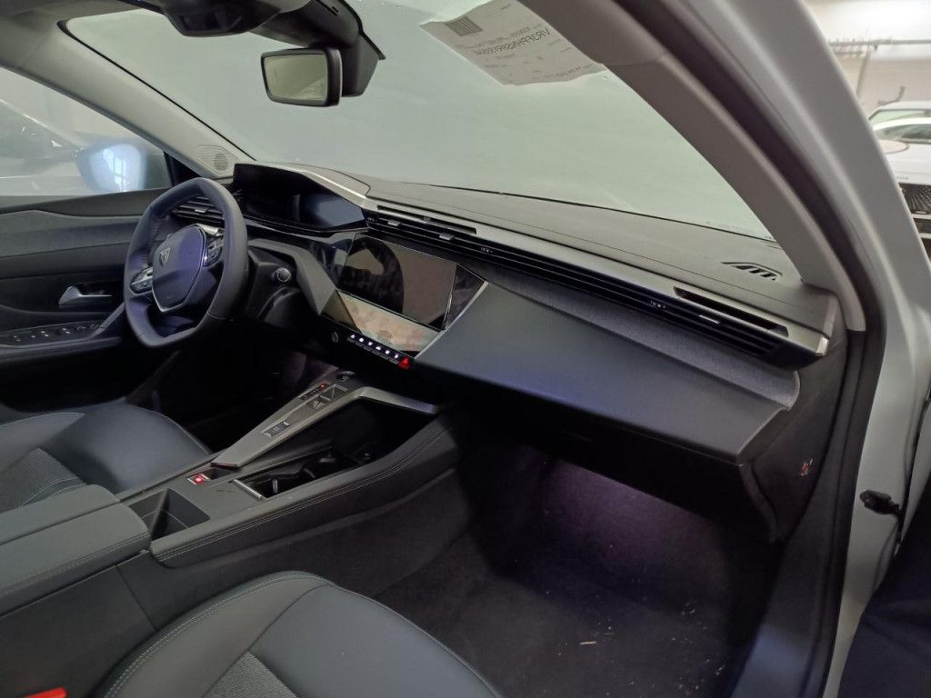Peugeot 308 PureTech 130 Allure AT LED Navi Kamera SHZ A