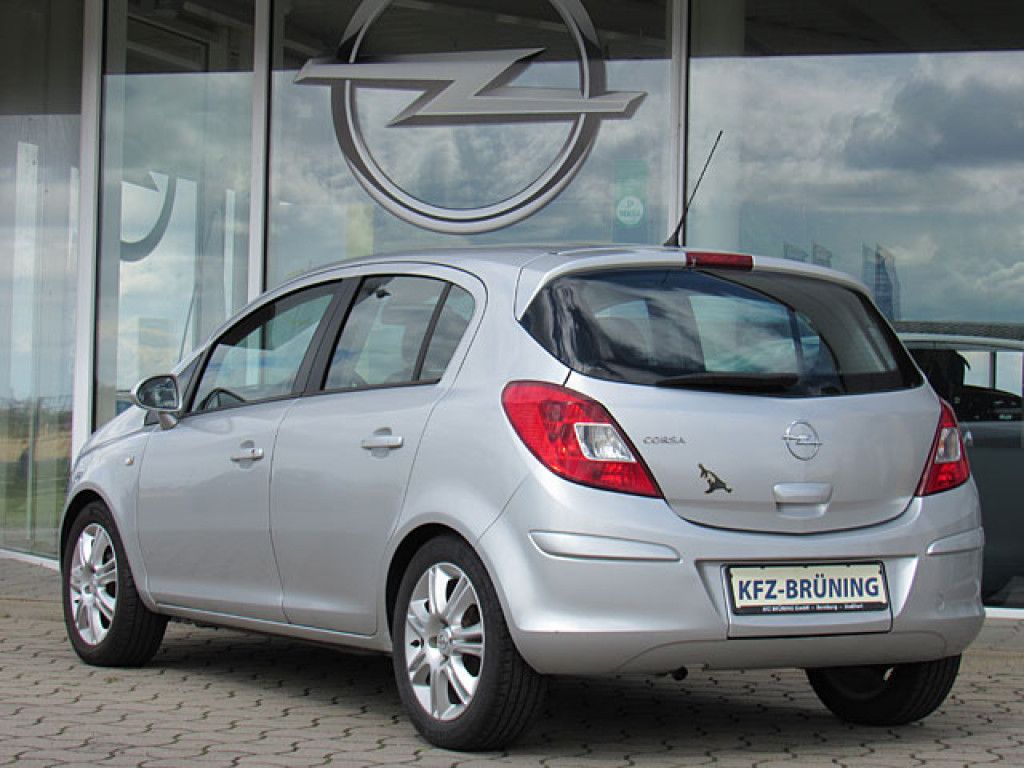 Opel Corsa 1.2 Innovation 110Jahre Klima Tempomat