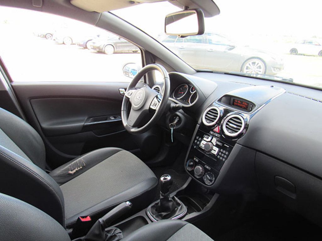 Opel Corsa 1.2 Innovation 110Jahre Klima Tempomat