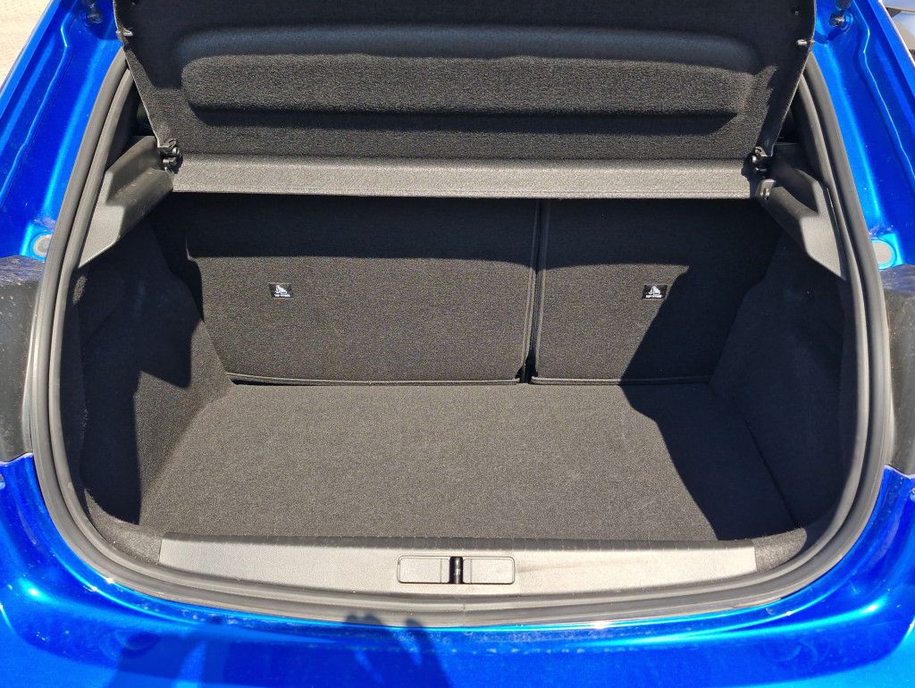 Peugeot 208 Hybrid 145 e-DSC GT AT Navi LED+ Kamera 360