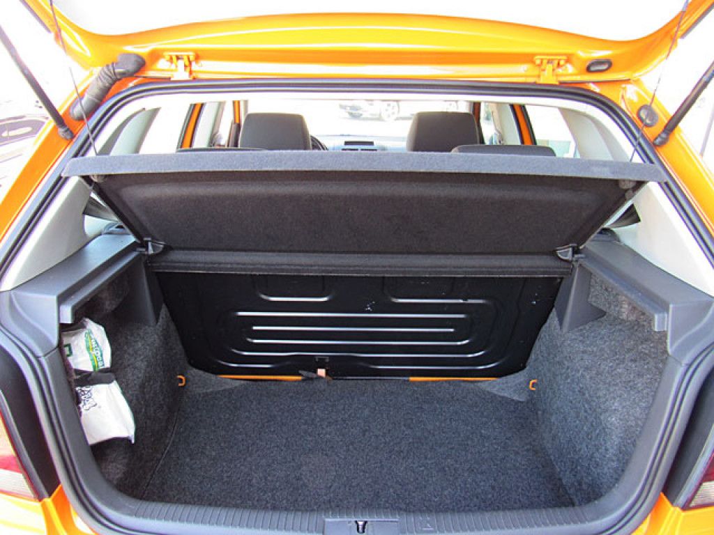 Volkswagen Polo 1.6 CrossPolo Klimaautomatik Tempomat