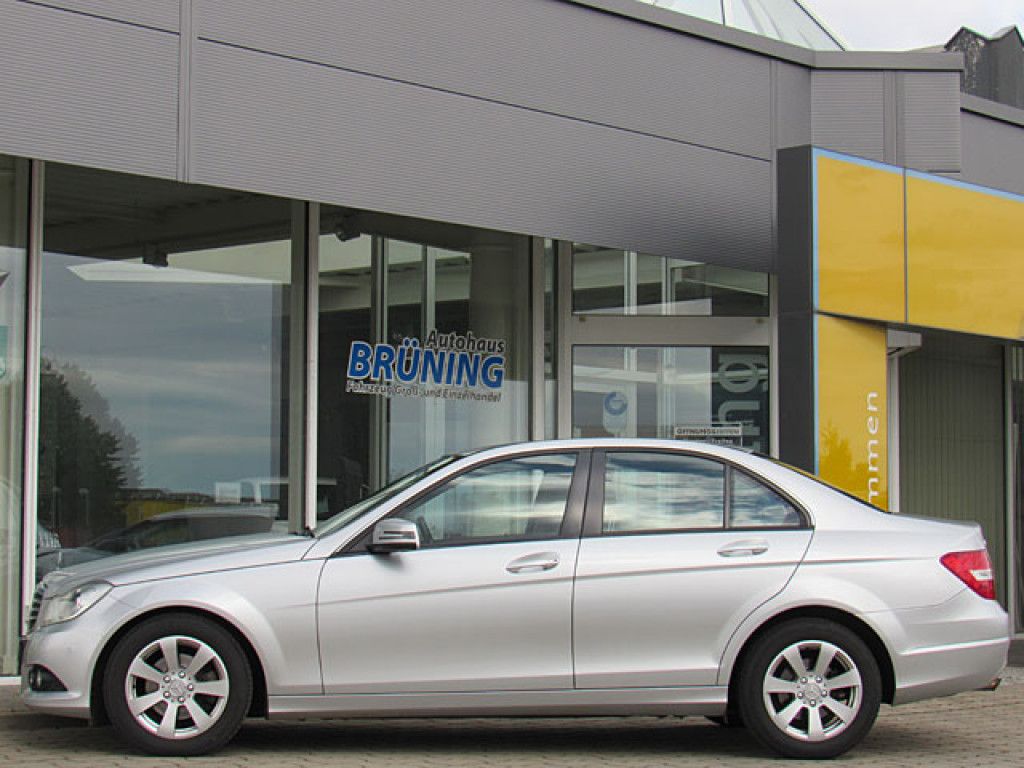 Mercedes-Benz C 180 CDI BlueEfficiency Sitzhzg NAVI Parktronic
