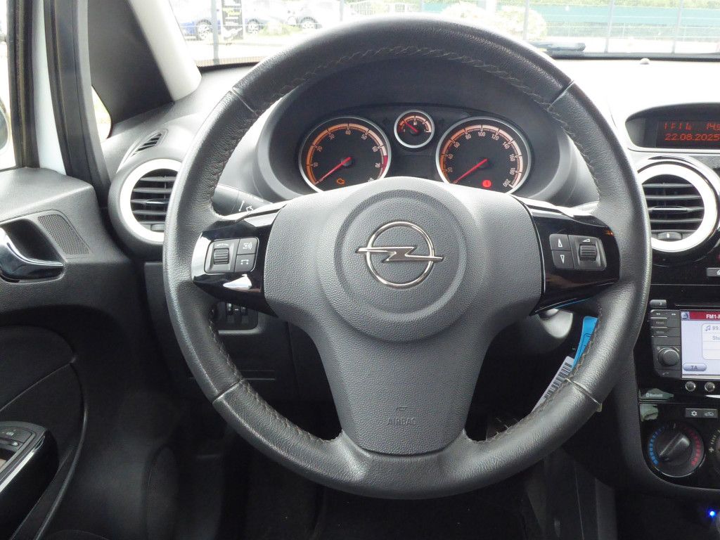 Opel Corsa 1.4 Color Edition Navi ALU Klima