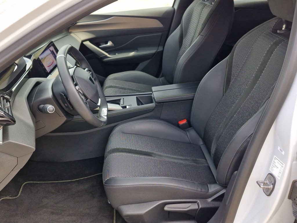 Peugeot 308 SW PureTech 130 GT AT Matrix Navi Kamera360
