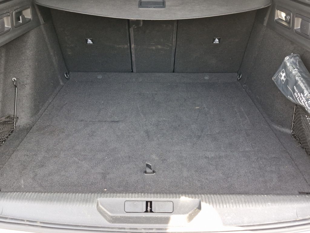 Peugeot 308 SW PureTech 130 GT AT Matrix Navi Kamera360
