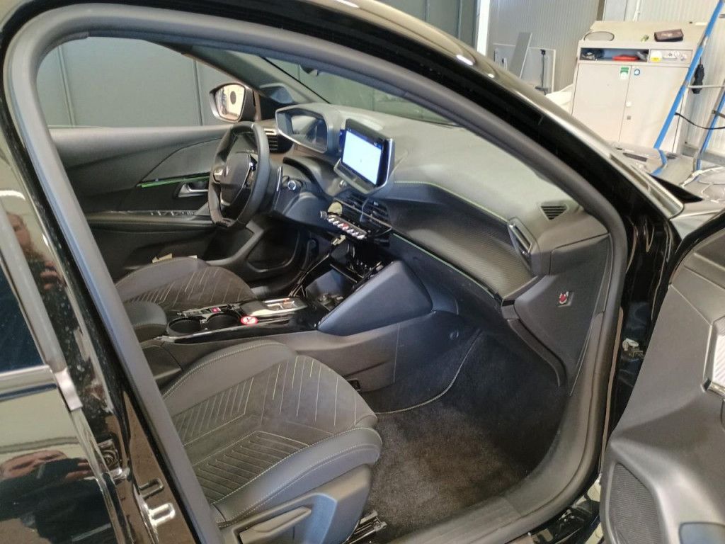 Peugeot 208 Hybrid 145 GT e-DSC Navi LED+ SHZ Alcantara