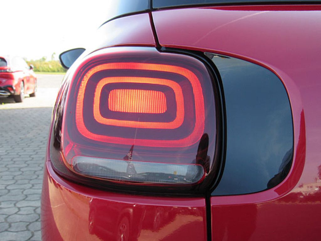 Citroën C3 Aircross PureTech 110 Plus LED-Licht Navi PDC