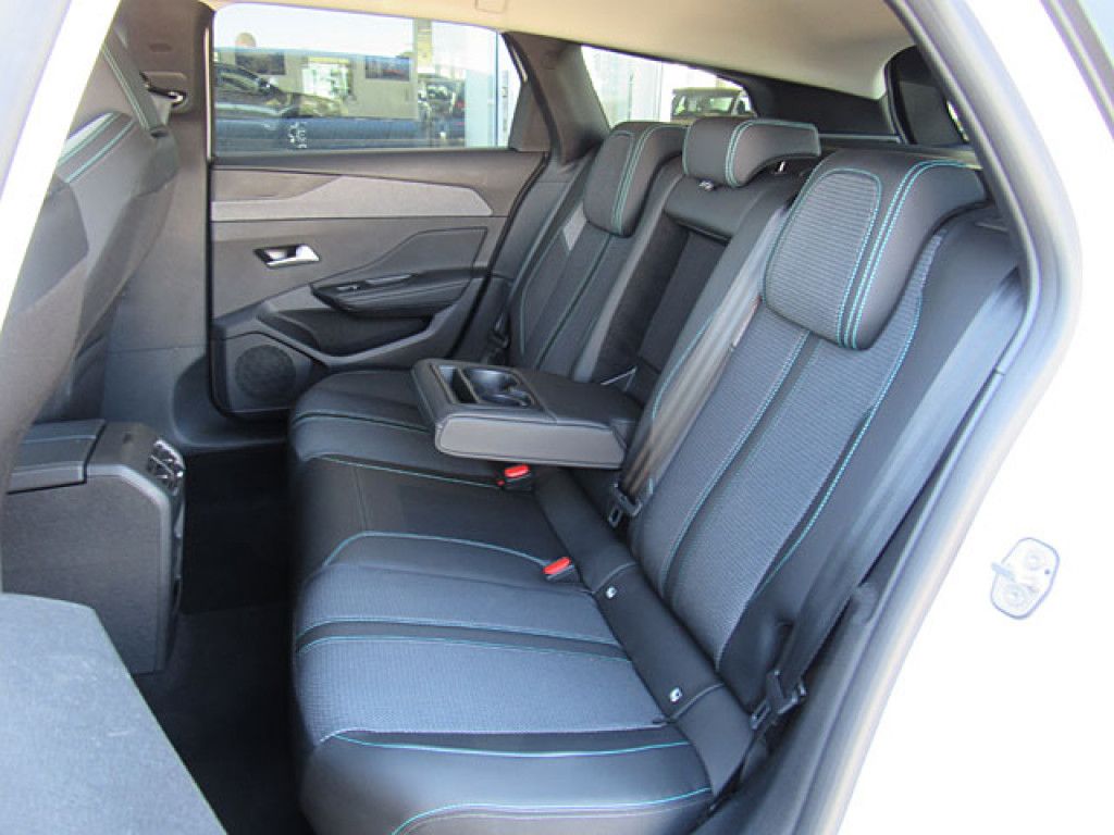 Peugeot 308 SW Allure PureTech LED-Licht NAVI Sitzhzg R-