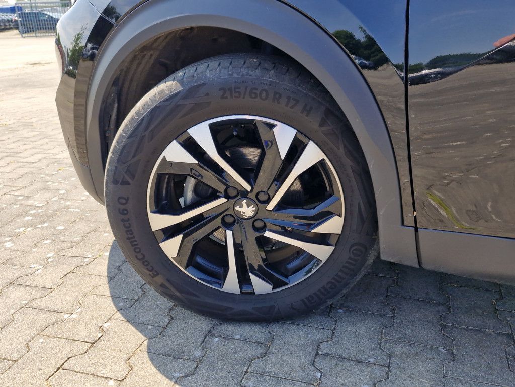 Peugeot 2008 PureTech 130 Allure LED Navi PDC Alu 17