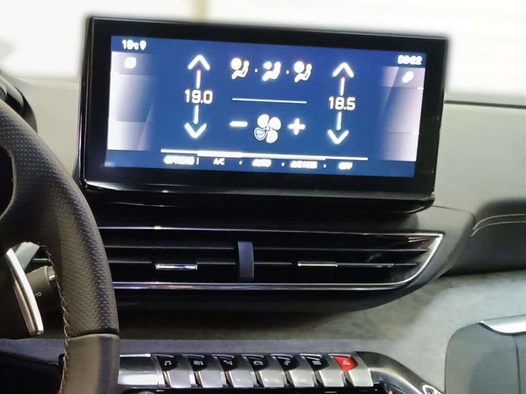 Peugeot 3008 Hybrid 145 e -DSC GT LED Navi Kamera360 SHZ