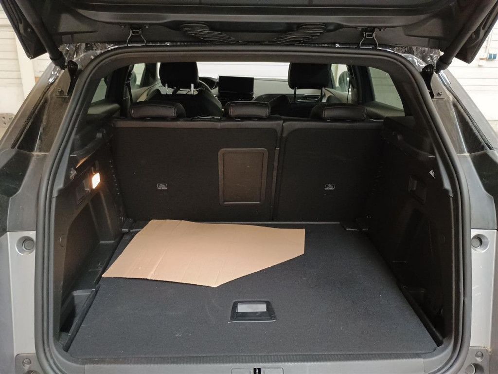 Peugeot 3008 Hybrid 145 e -DSC GT LED Navi Kamera360 SHZ