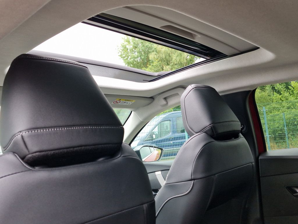 Citroën C4 PureTech 130 Max AT LED Navi Pano Kamera 360