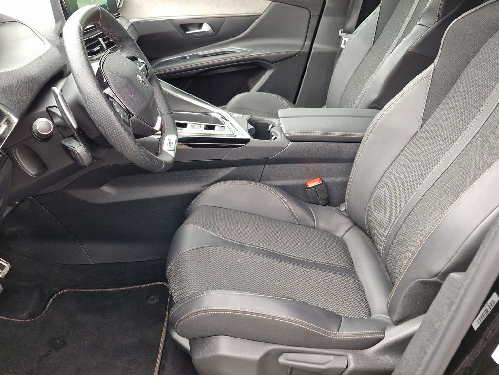 Peugeot 5008 BlueHDi 130 GT AT LED Navi Kamera SHZ ACC 7